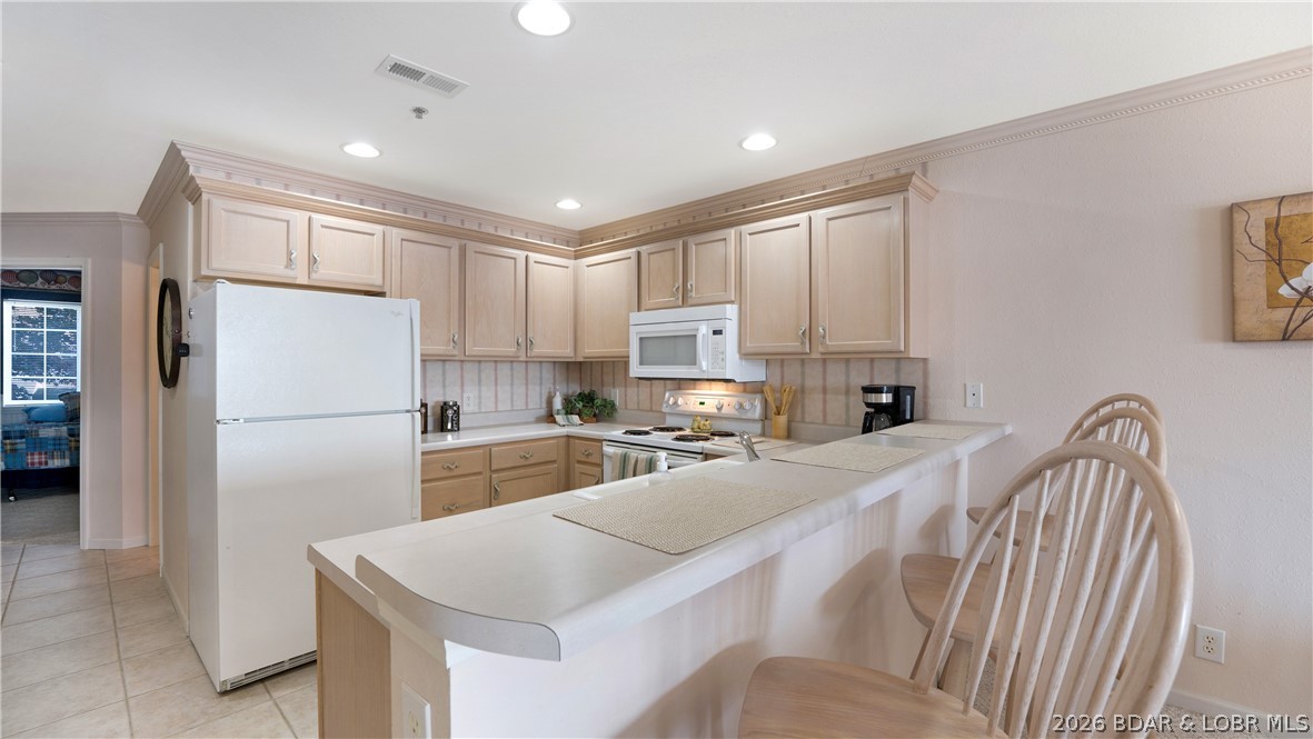 164 Sac Road, Unit B201 Sunrise Beach, MO 65079 - Photo 6 of 35
