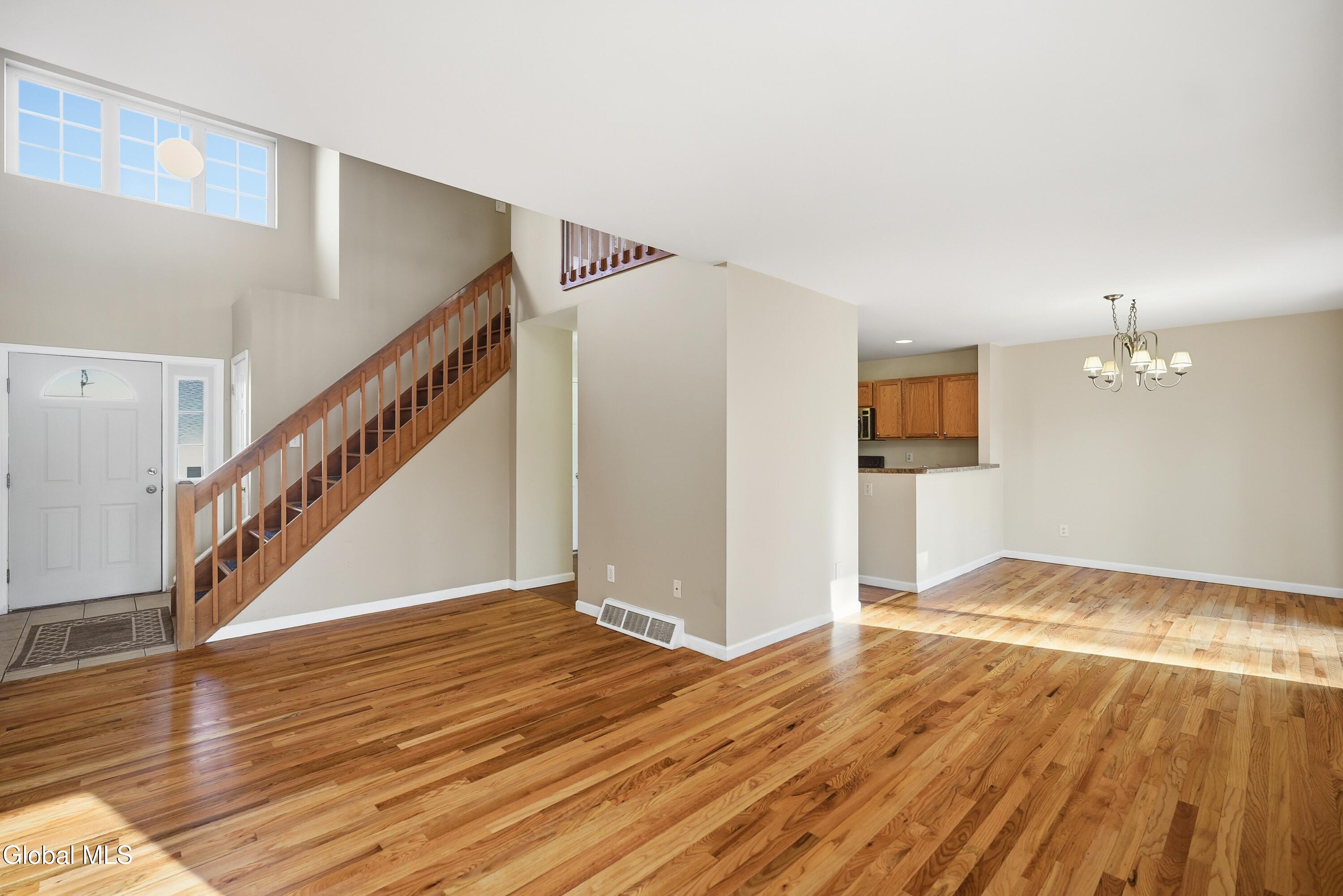 1022 Sterling Ridge Drive Rensselaer, NY 12144 - Photo 5 of 33 6