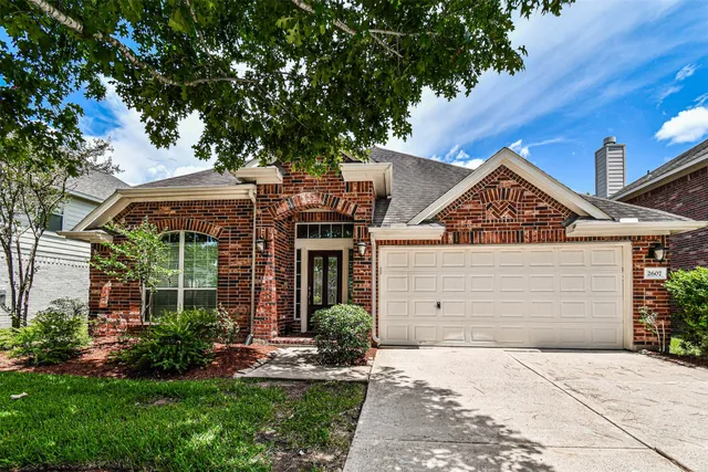 $2,400 | 2607 Easton Springs Court, Pearland, TX 77584