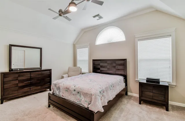 $2,400 | 2607 Easton Springs Court, Pearland, TX 77584