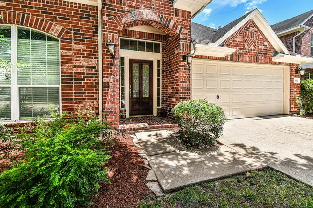 $2,400 | 2607 Easton Springs Court, Pearland, TX 77584