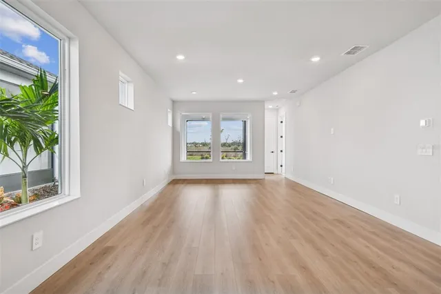 $459,990 | 2801 Marrakesh Lane, Sarasota, FL 34234