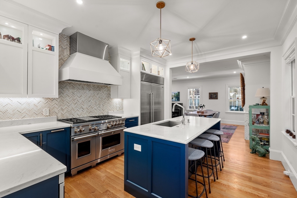 11 Hilliard Street, Unit 1 Cambridge, MA 02138 - Photo 7 of 17