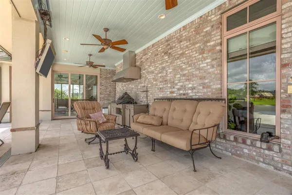 $1,848,500 | 6129 East Myrtle Bay Drive, Lake Charles, LA 70605