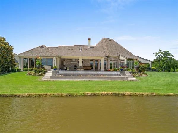 $1,848,500 | 6129 East Myrtle Bay Drive, Lake Charles, LA 70605