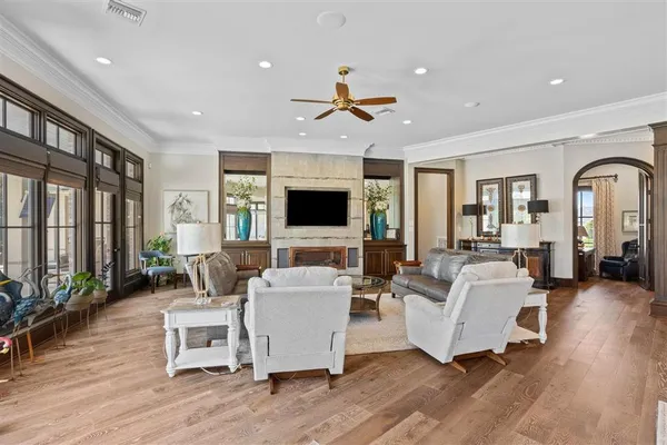 $1,848,500 | 6129 East Myrtle Bay Drive, Lake Charles, LA 70605