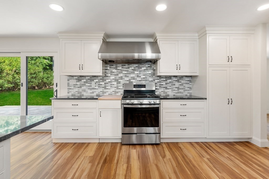 8 Richard Road Wayland, MA 01778 - Photo 8 of 19