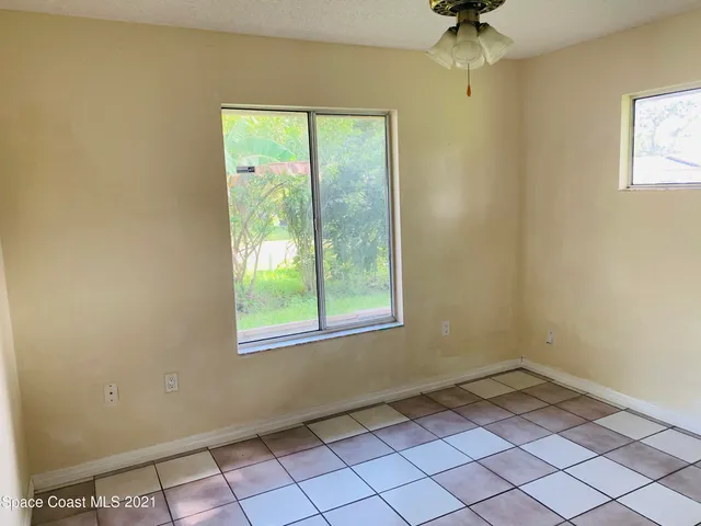 $1,900 | 1337 Helvenston Street Northwest, Palm Bay, FL 32907