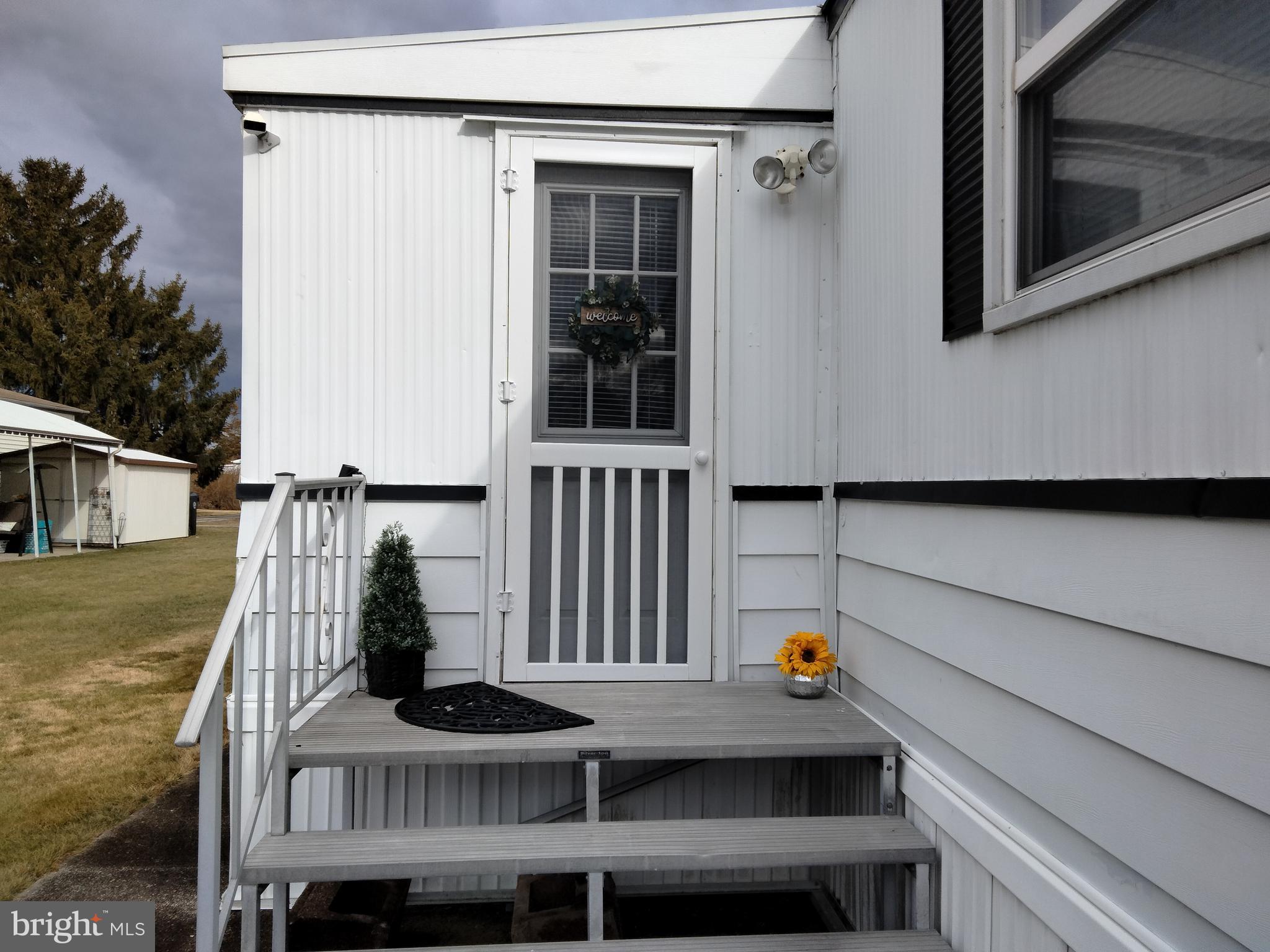 4 Oak Drive Sicklerville, NJ 08081 - Photo 2 of 25