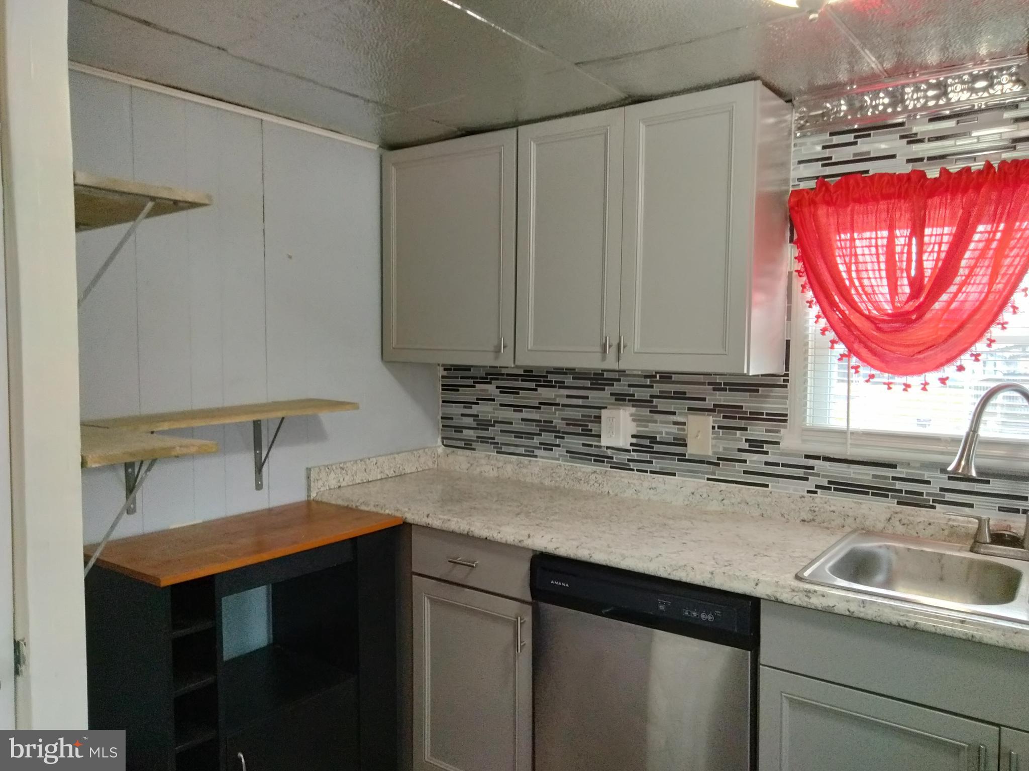 4 Oak Drive Sicklerville, NJ 08081 - Photo 7 of 25