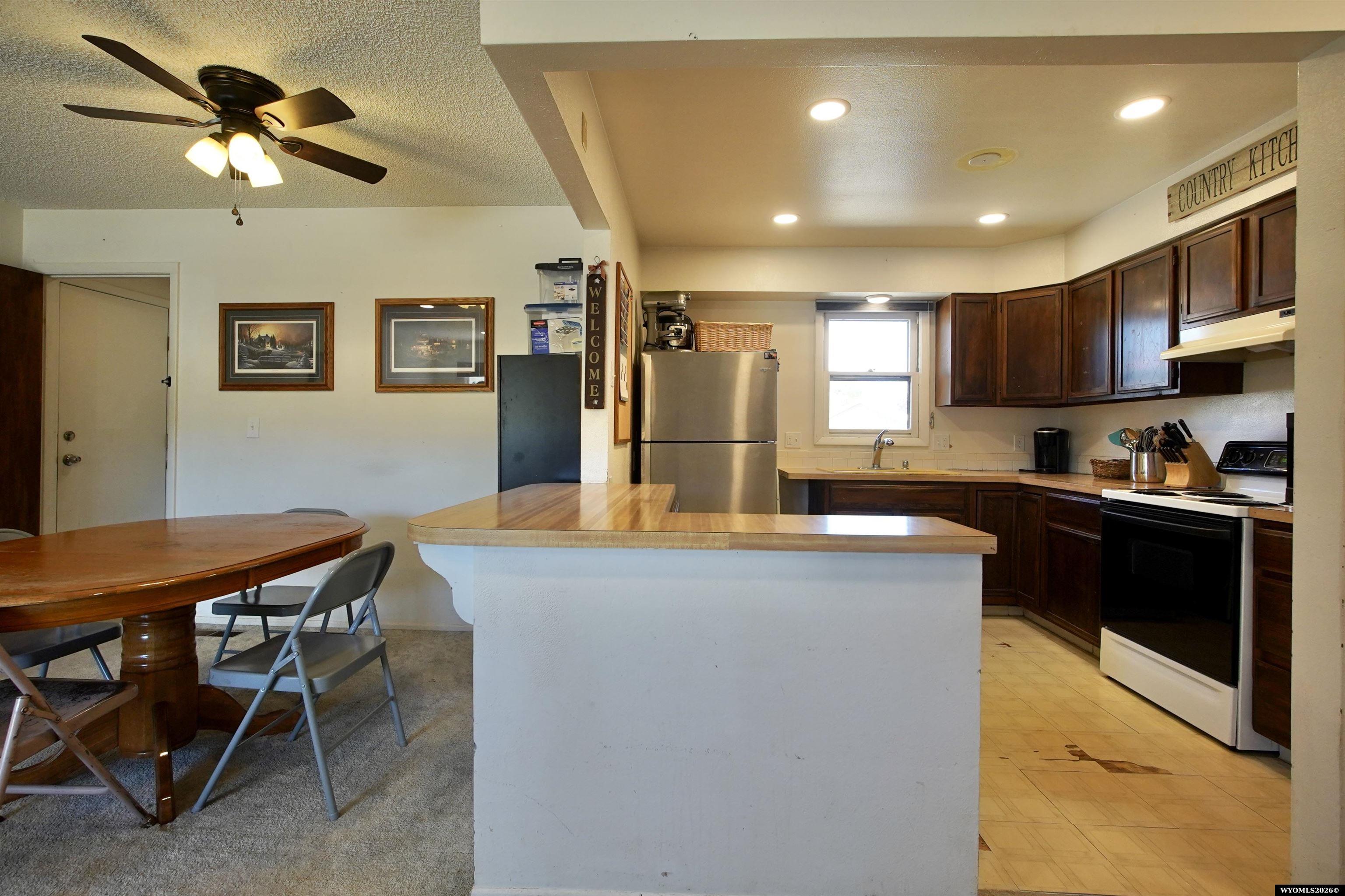 6674 Sharrock Road Casper, WY 82604 - Photo 7 of 39 Gallery Image 7