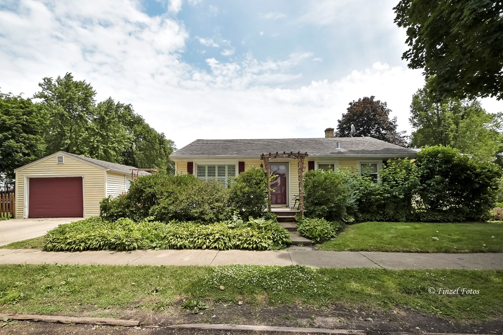 509 Nash Road Crystal Lake, IL 60014 - Photo 1 of 19 Gallery Image 1