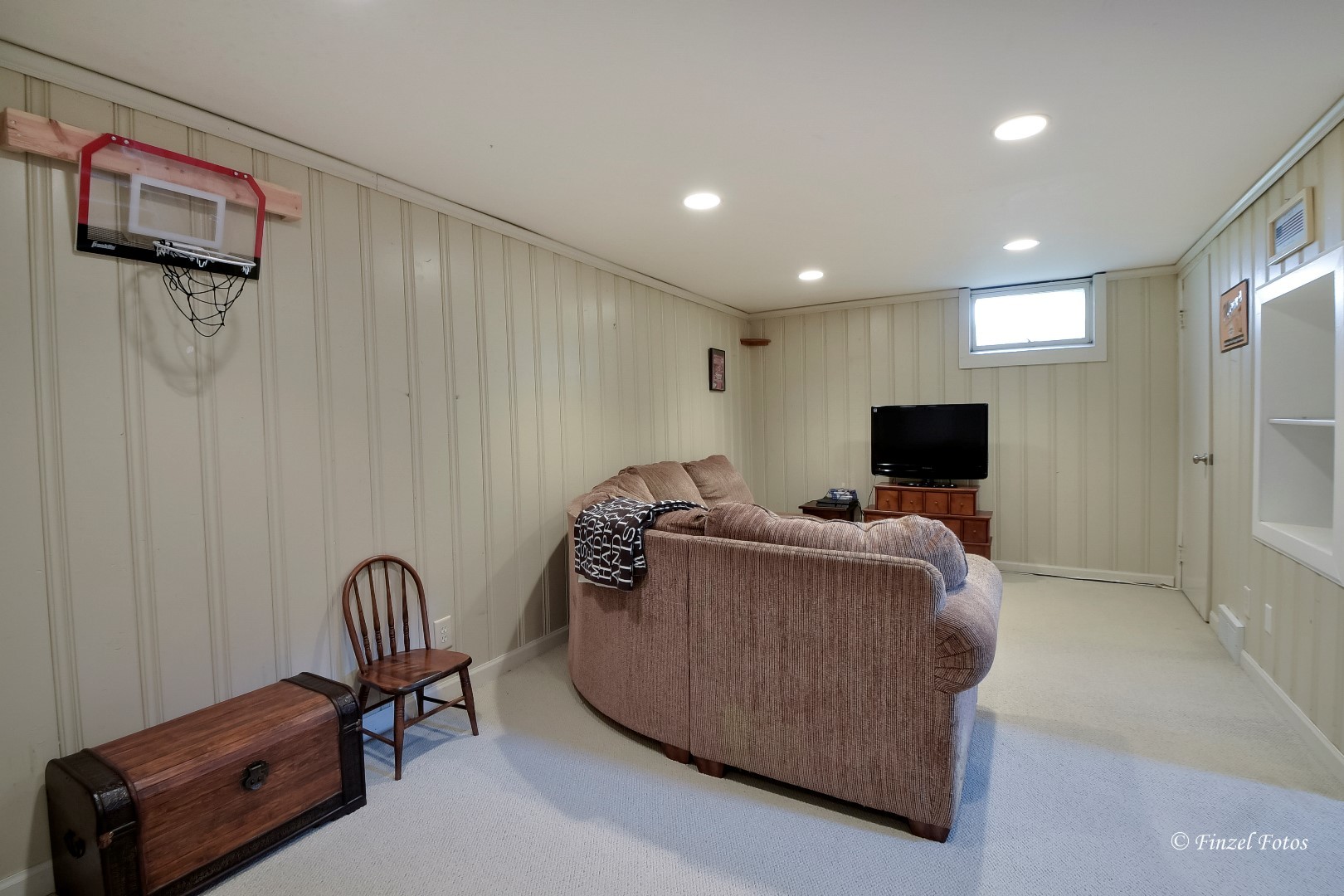 509 Nash Road Crystal Lake, IL 60014 - Photo 13 of 19 Gallery Image 13