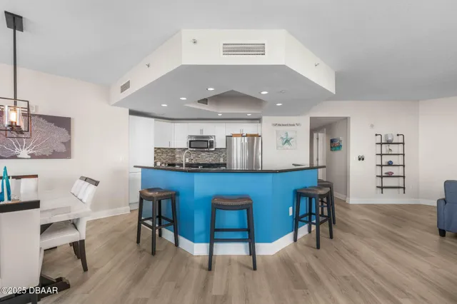 $3,500 | 231 Riverside Drive, Unit 902, Holly Hill, FL 32117