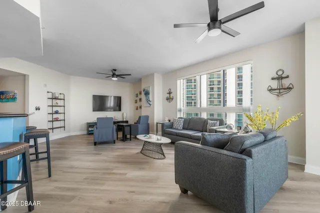 $3,500 | 231 Riverside Drive, Unit 902, Holly Hill, FL 32117