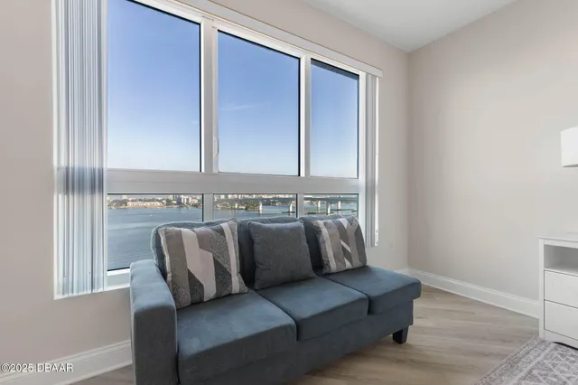 $3,500 | 231 Riverside Drive, Unit 902, Holly Hill, FL 32117