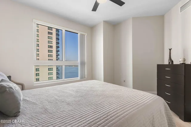 $3,500 | 231 Riverside Drive, Unit 902, Holly Hill, FL 32117