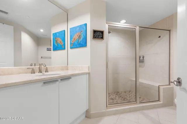 $3,500 | 231 Riverside Drive, Unit 902, Holly Hill, FL 32117