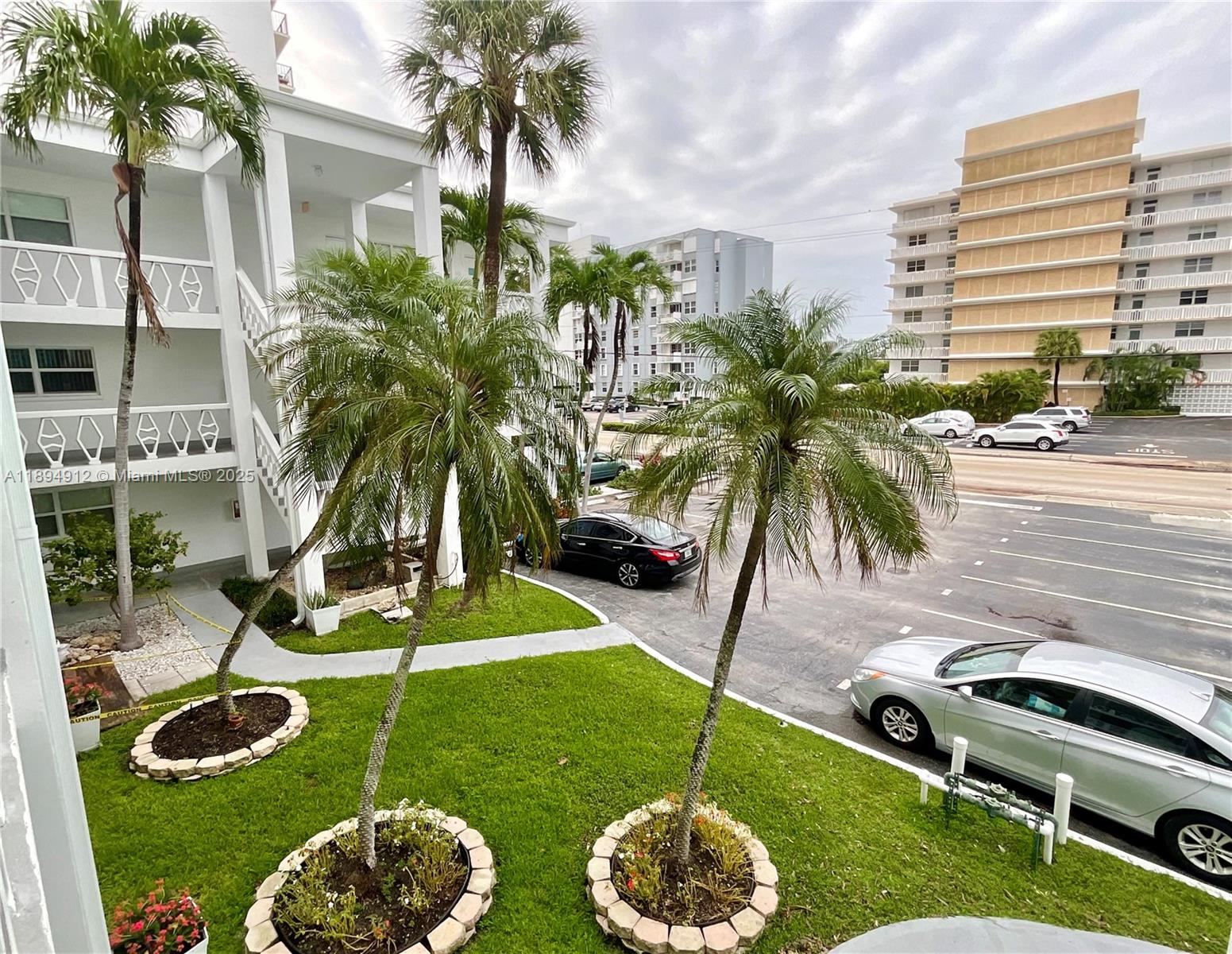 419 Golden Isles Drive, Unit 106 Hallandale Beach, FL 33009 - Photo 4 of 37