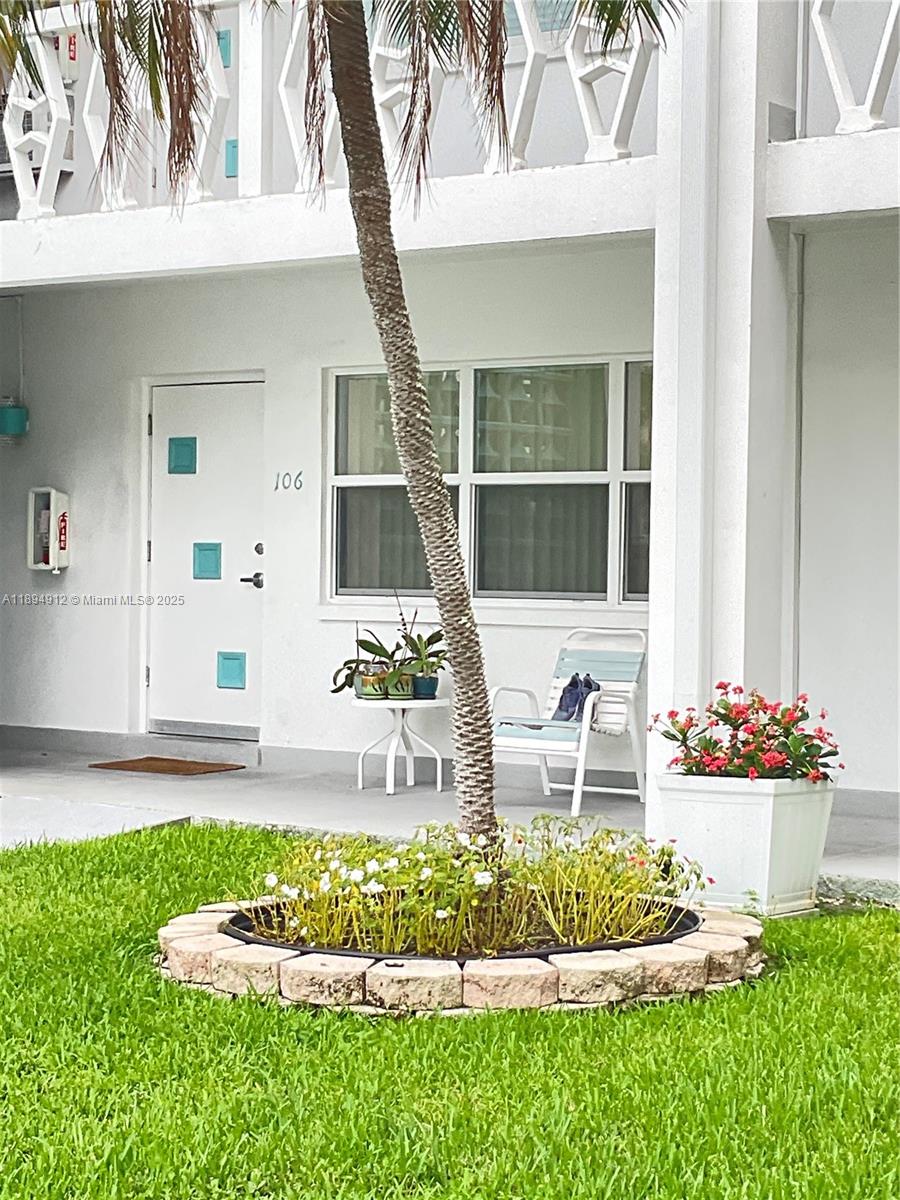 419 Golden Isles Drive, Unit 106 Hallandale Beach, FL 33009 - Photo 5 of 37