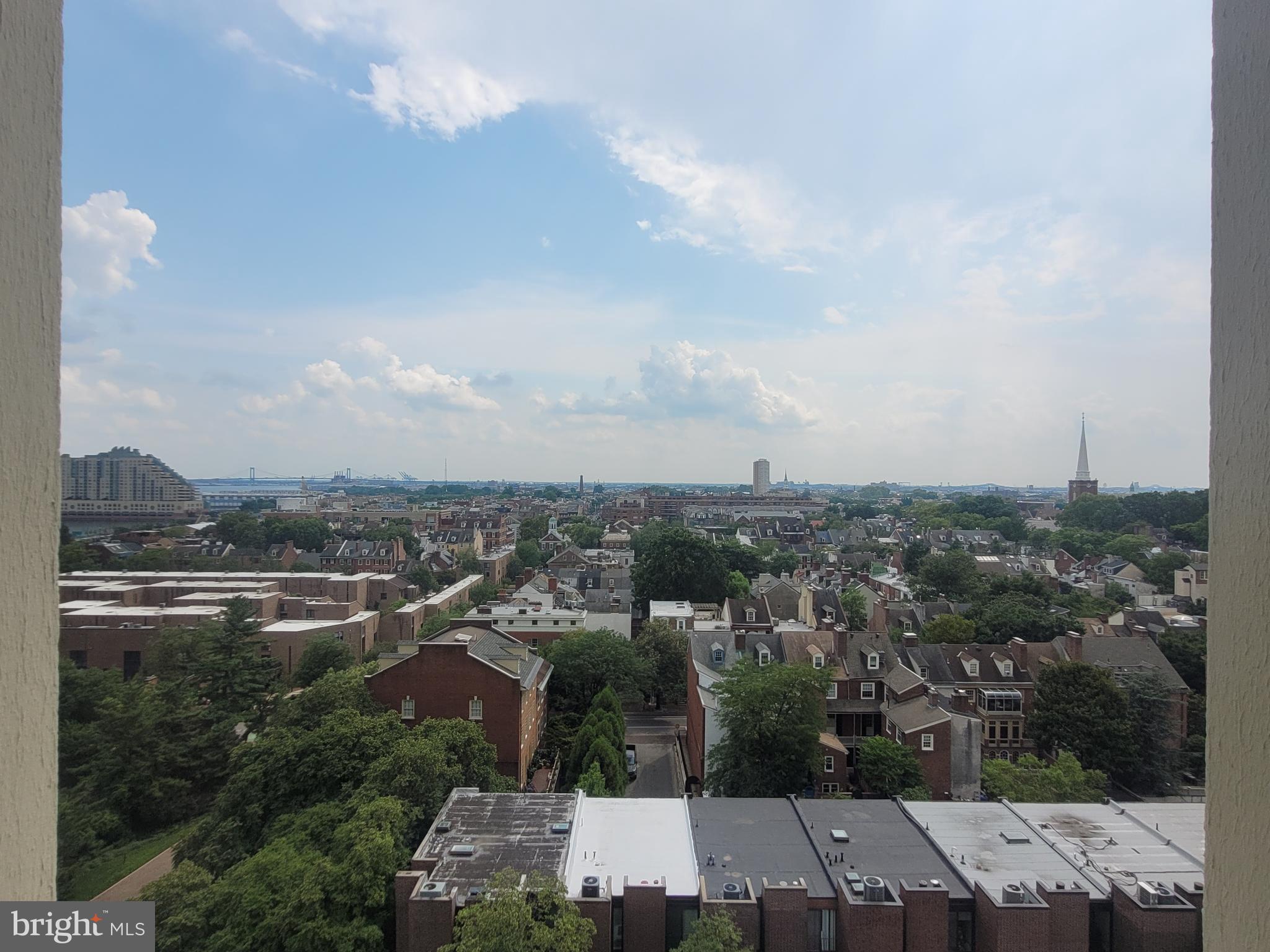 210 Locust Street, Unit 10CW Philadelphia, PA 19106 - Photo 9 of 15