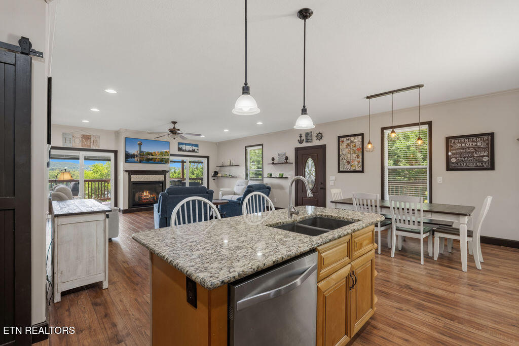 479 Engel Road Loudon, TN 37774 - Photo 18 of 60 Kitchen