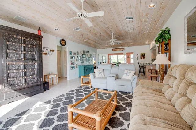 $1,420,000 | 30890 Granada Avenue, Big Pine Key, FL 33043