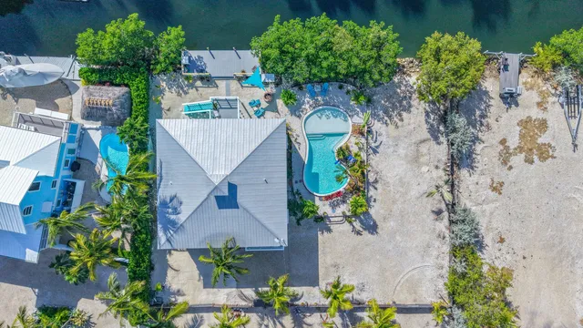 $1,420,000 | 30890 Granada Avenue, Big Pine Key, FL 33043
