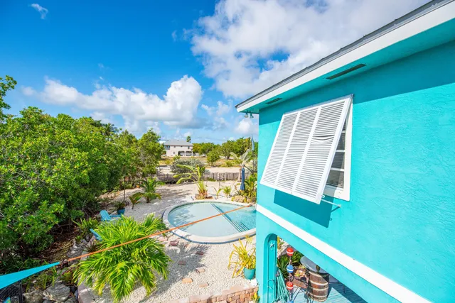 $1,420,000 | 30890 Granada Avenue, Big Pine Key, FL 33043