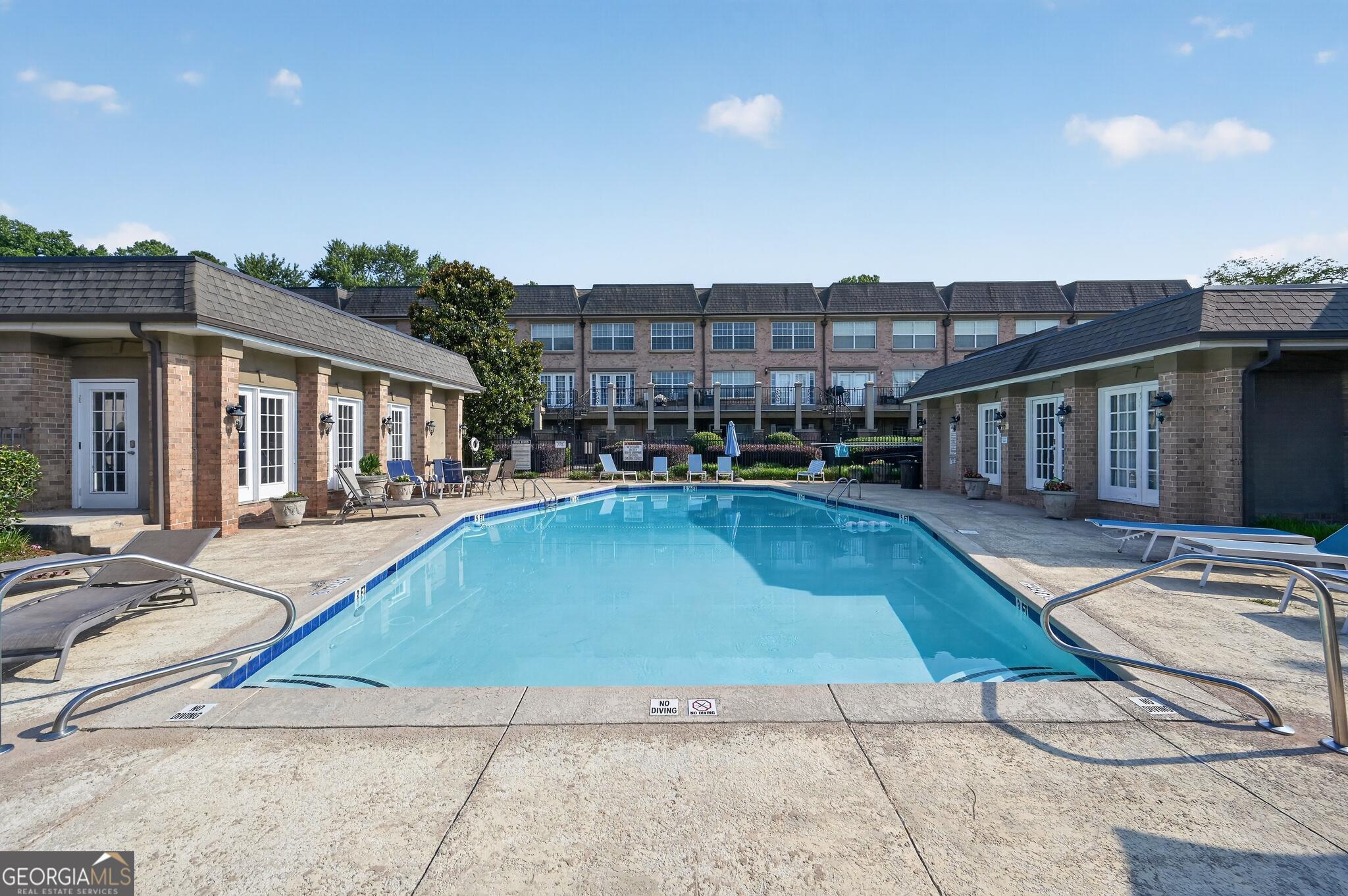 6980 Roswell Road, Unit B11 Sandy Springs, GA 30328 - Photo 6 of 28