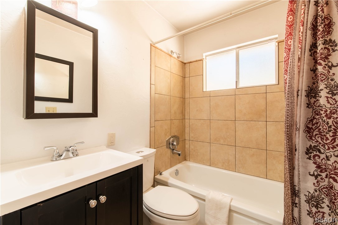 1297 Ridge Road Fawnskin, CA 92333 - Photo 27 of 36 Gallery Image 27