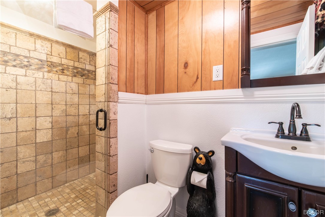 1297 Ridge Road Fawnskin, CA 92333 - Photo 34 of 36 Gallery Image 34