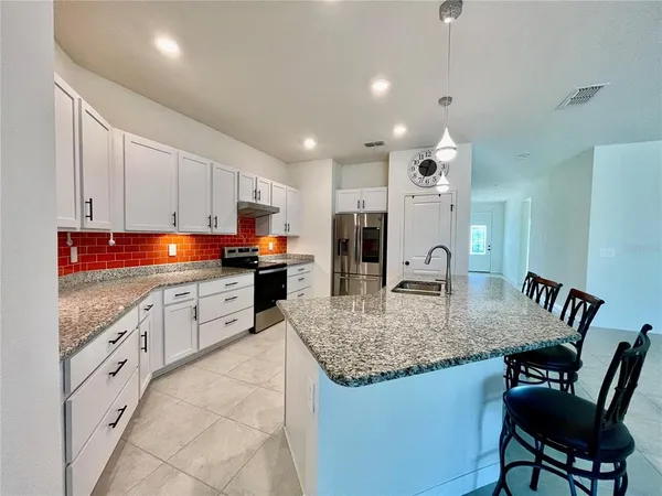 $2,850 | 14367 59th Circle East, Bradenton, FL 34211