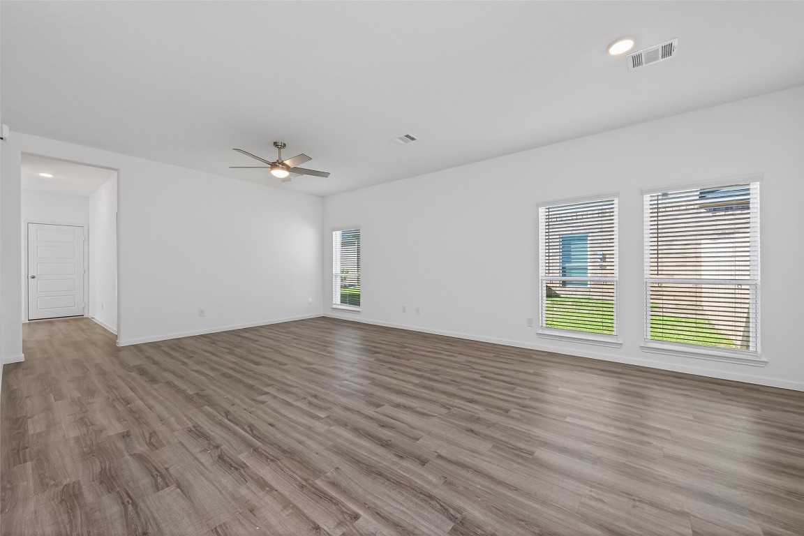 9746 Enclave Ridge Road Willis, TX 77318 - Photo 12 of 31