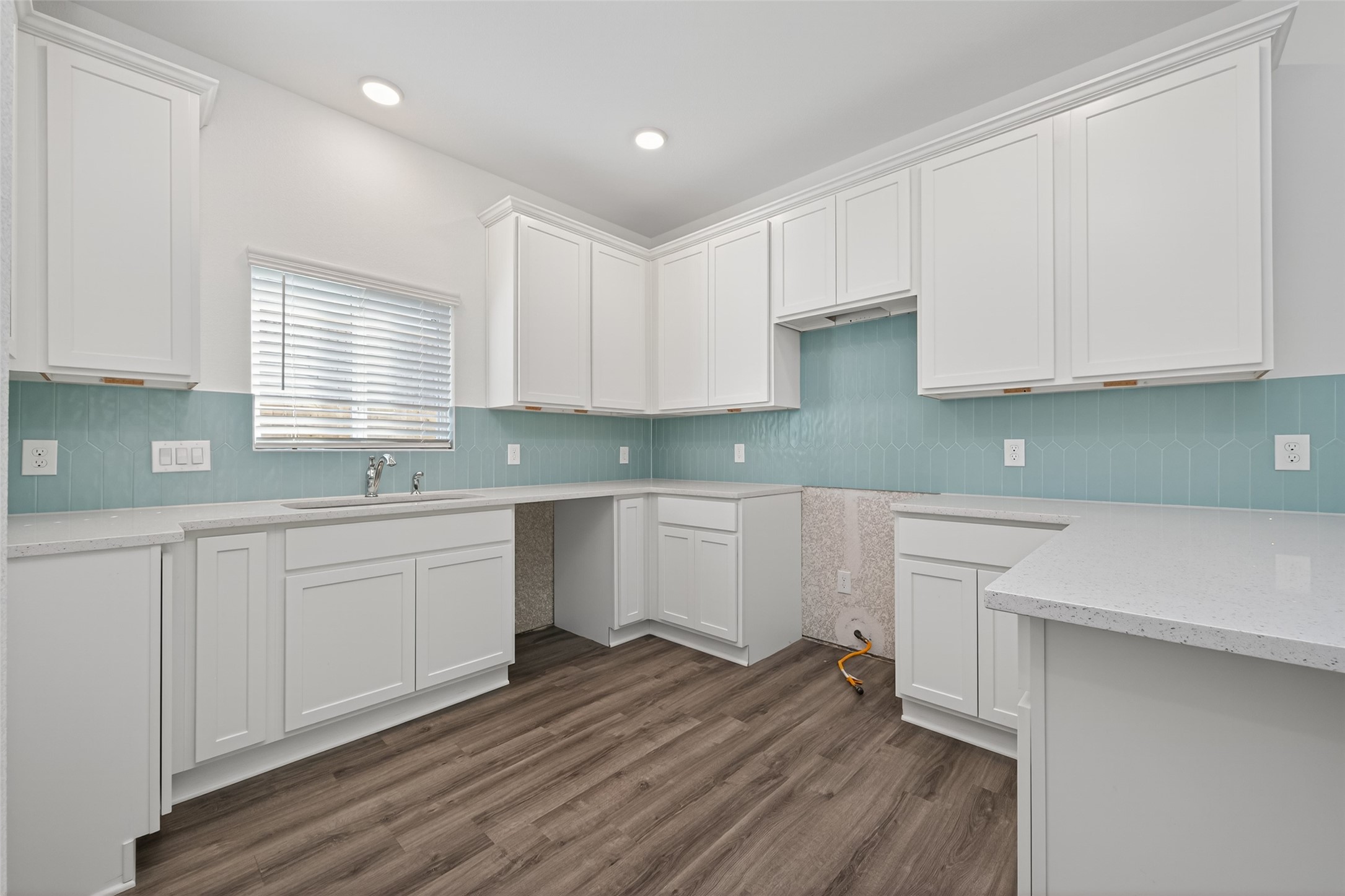 9746 Enclave Ridge Road Willis, TX 77318 - Photo 14 of 31