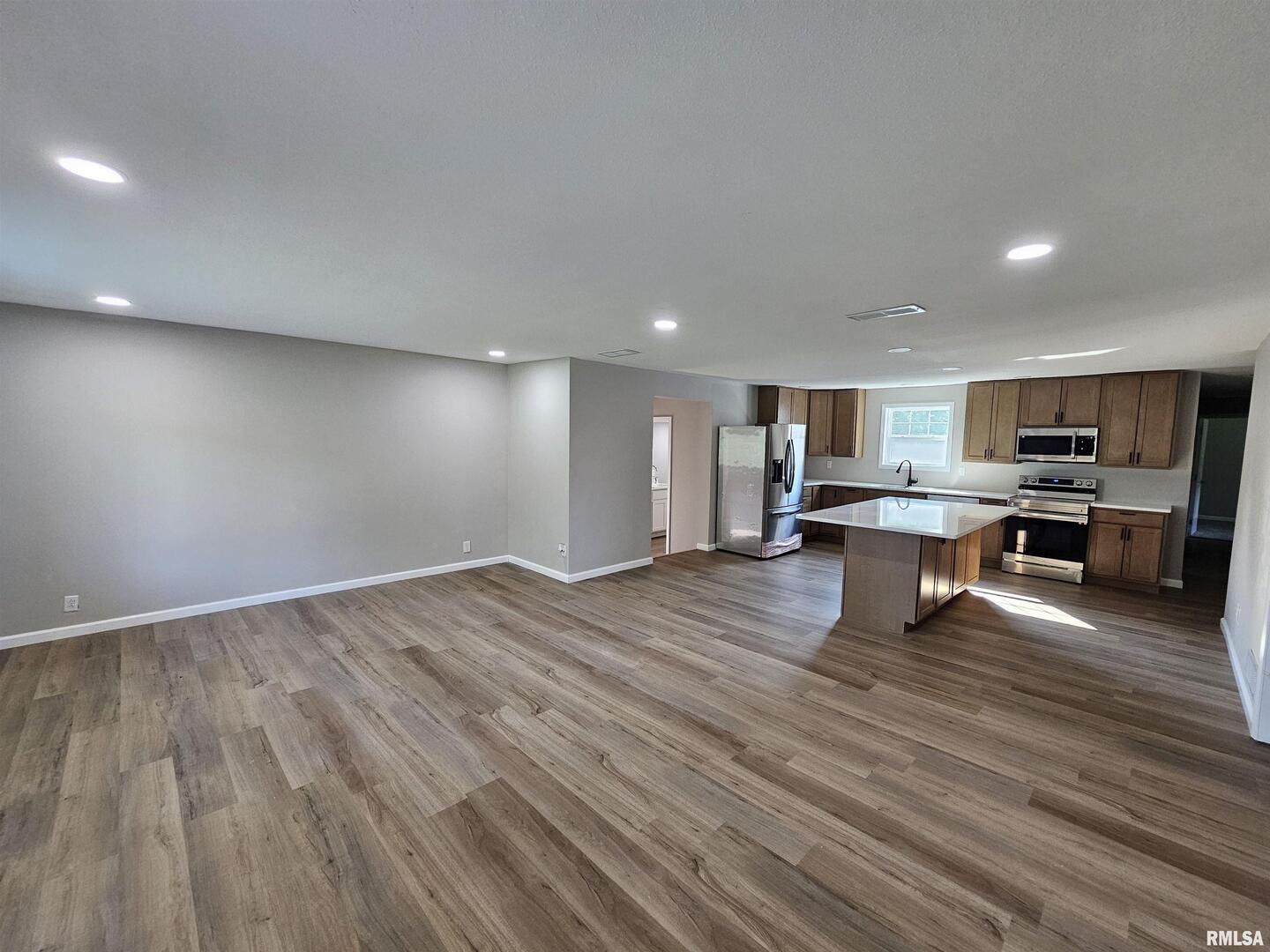 16530 East Fairfield Road Mount Vernon, IL 62864 - Photo 11 of 28 a view of kitchen with wooden floor