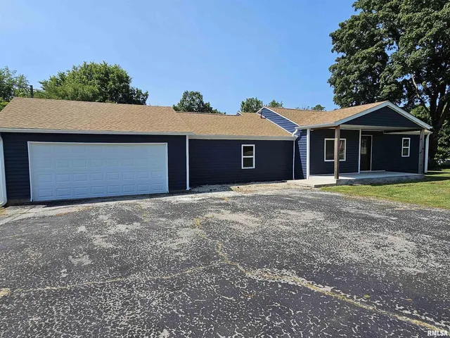 $249,000 | 16530 East Fairfield Road, Mount Vernon, IL 62864