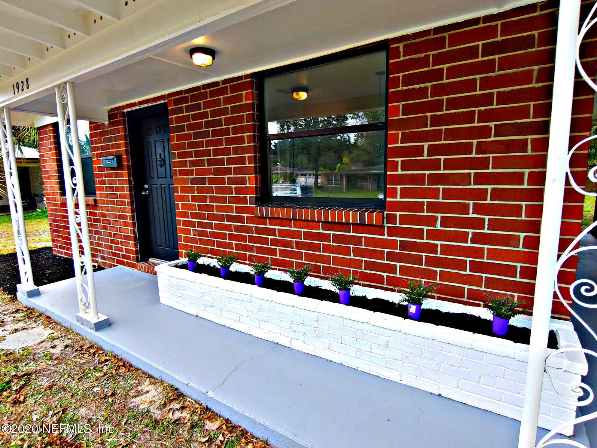 1928 Layton Road Jacksonville, FL 32211 - Photo 8 of 41 FRONT