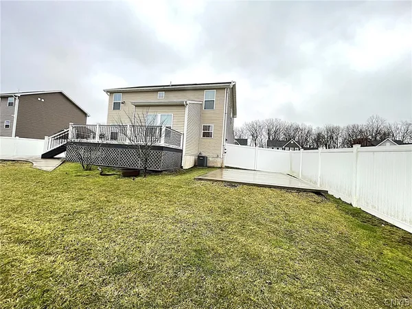 $3,850 | 113 Weeping Willow Way, Camillus, NY 13031