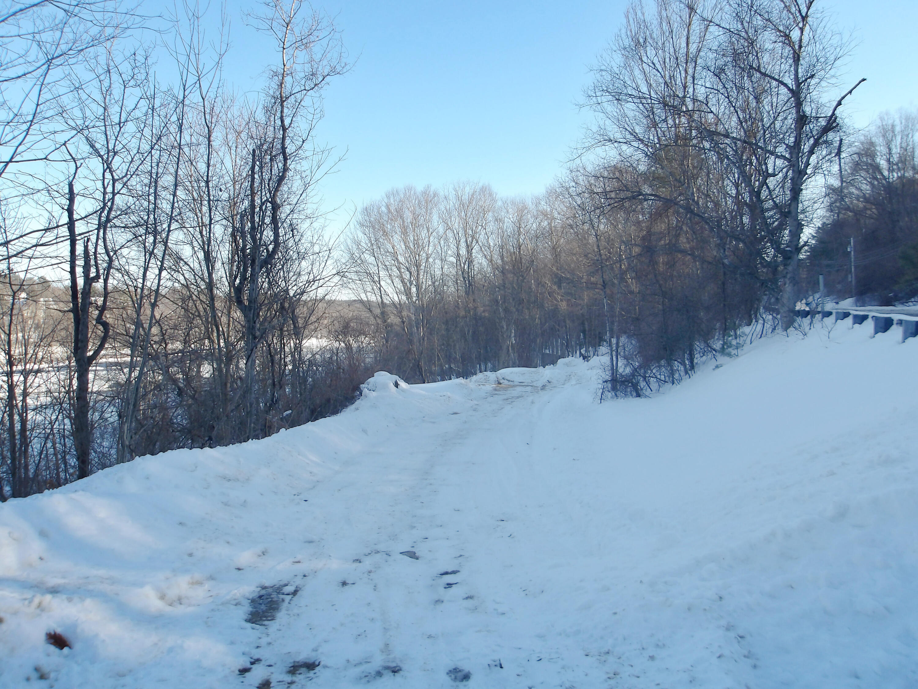 32 Federal Road Livermore, ME 04253 - Photo 2 of 13 100_2589