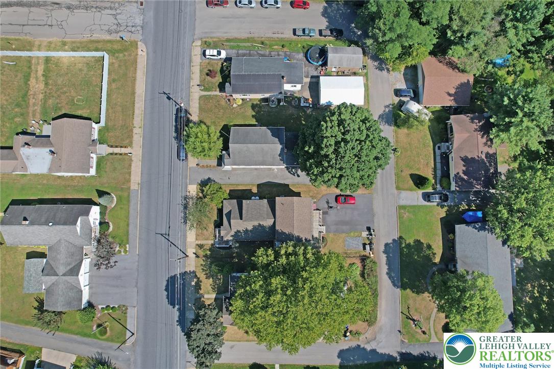 422 Center Street Slatington, PA 18080 - Photo 13 of 59