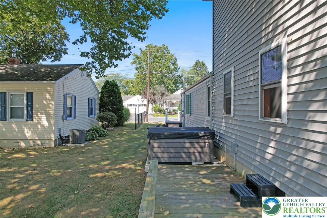 422 Center Street Slatington, PA 18080 - Photo 16 of 59