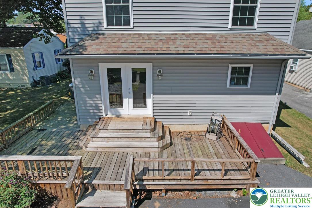 422 Center Street Slatington, PA 18080 - Photo 2 of 59