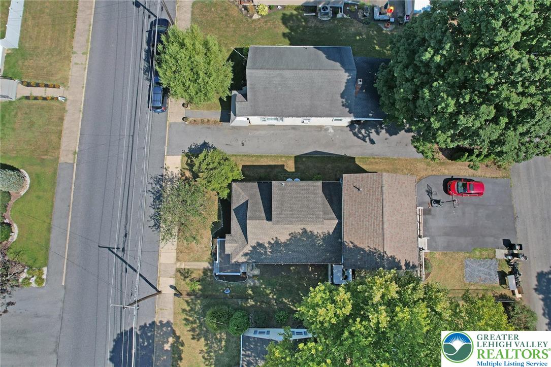 422 Center Street Slatington, PA 18080 - Photo 7 of 59