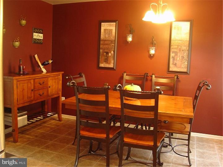9 School Road Horsham, PA 19044 - Photo 4 of 19 Gallery Image 4