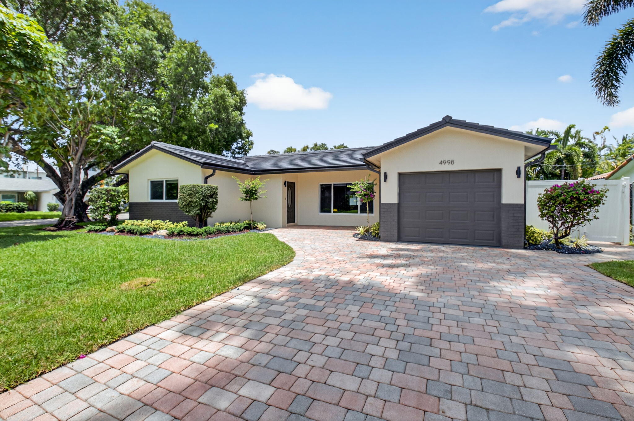 4998 Northwest 4th Avenue Boca Raton, FL 33431 - Photo 2 of 52 2-web-or-mls-DSC_5228