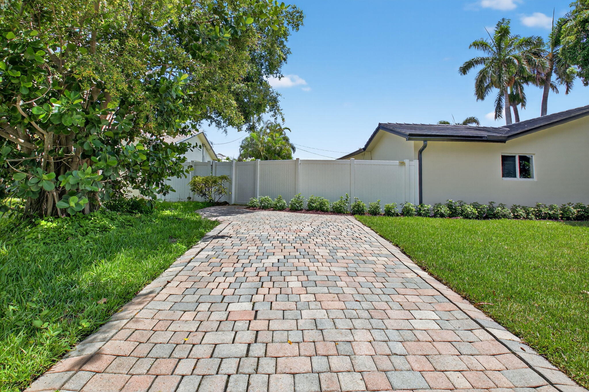 4998 Northwest 4th Avenue Boca Raton, FL 33431 - Photo 37 of 52 37-web-or-mls-DSC_5405
