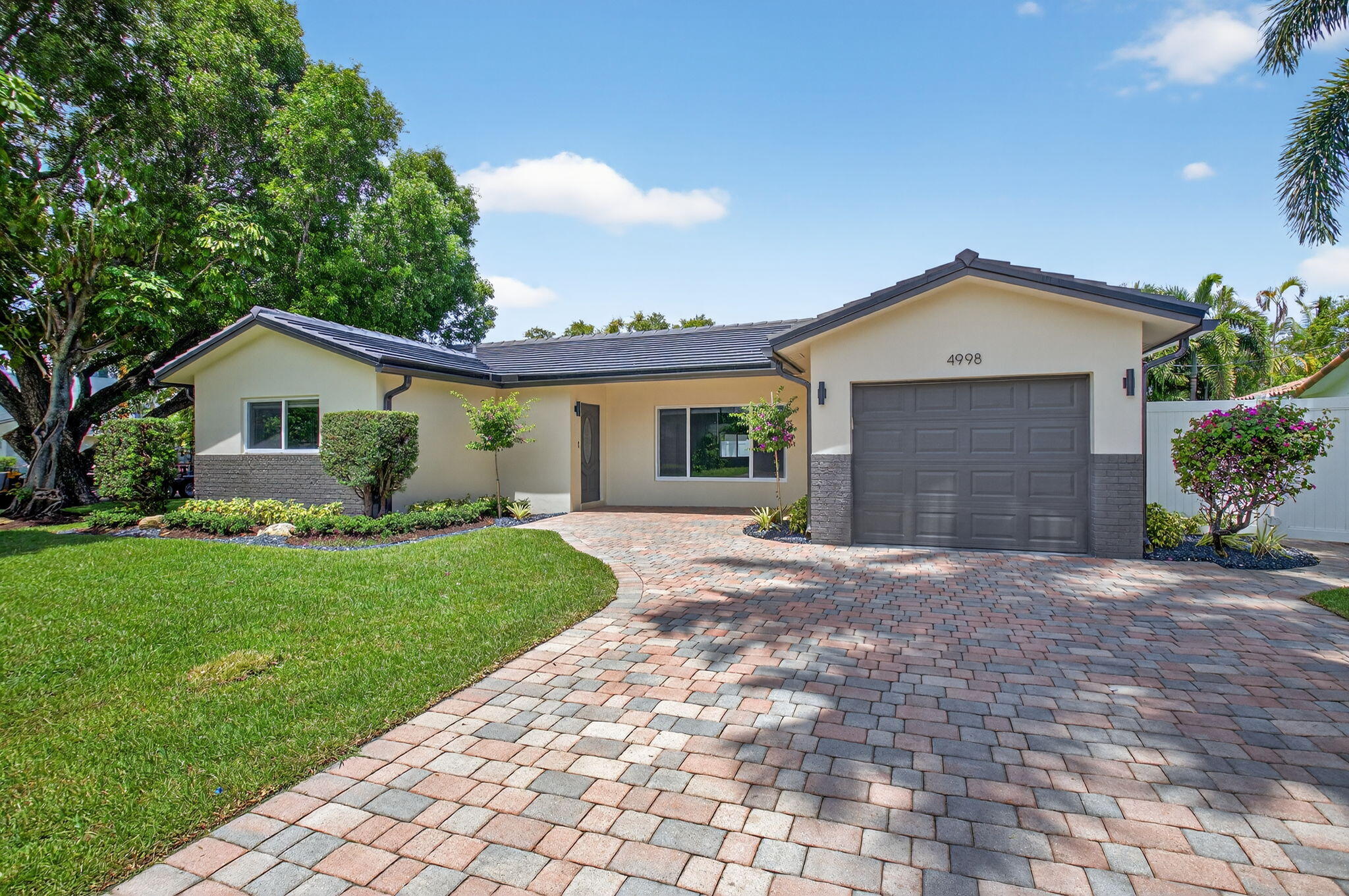 4998 Northwest 4th Avenue Boca Raton, FL 33431 - Photo 39 of 52 39-web-or-mls-DSC_5418