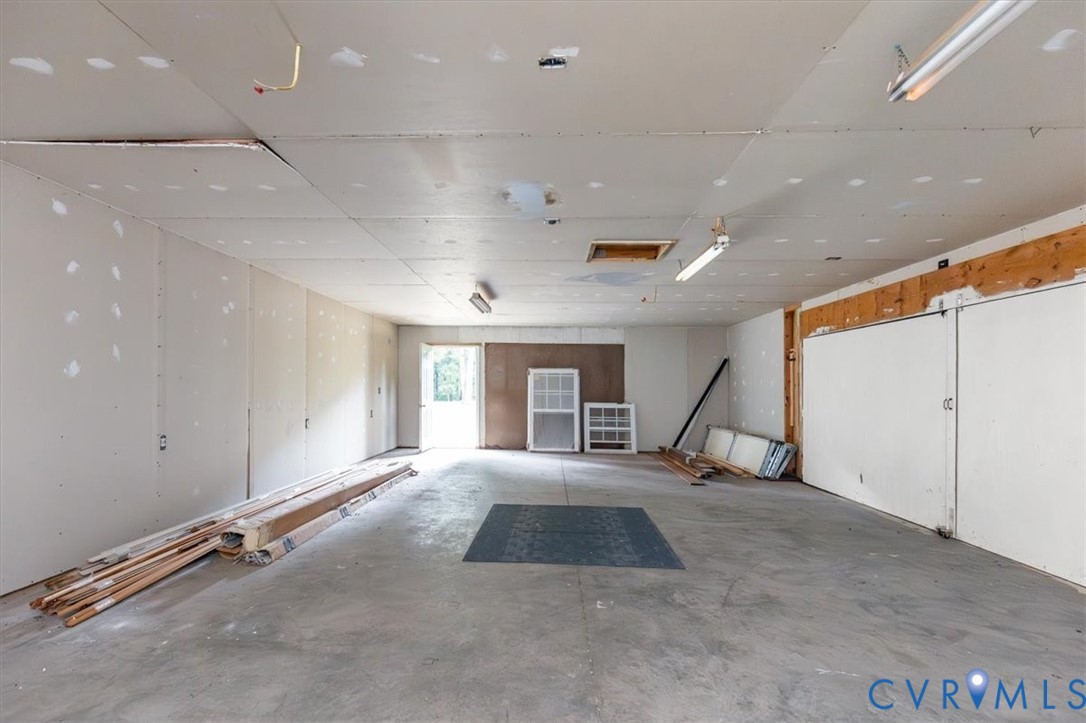 6610 Blenheim Road Powhatan, VA 23139 - Photo 12 of 26 View of garage