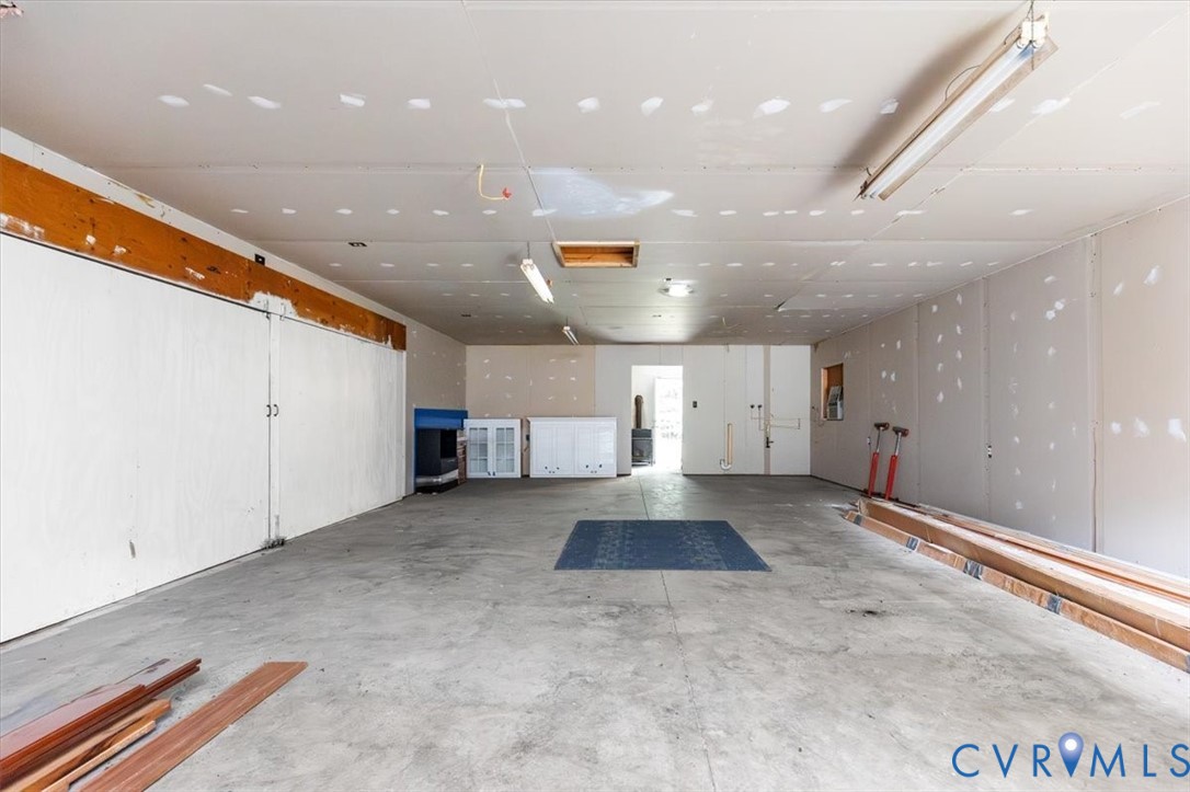 6610 Blenheim Road Powhatan, VA 23139 - Photo 14 of 26 View of garage